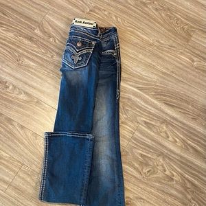 Extremely good shaped rock revival jeans